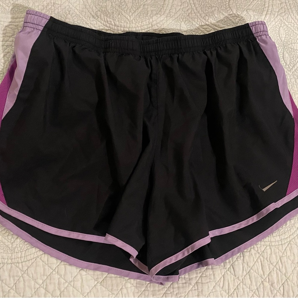 XL Nike Black Athletic Shorts with Lavender Trim